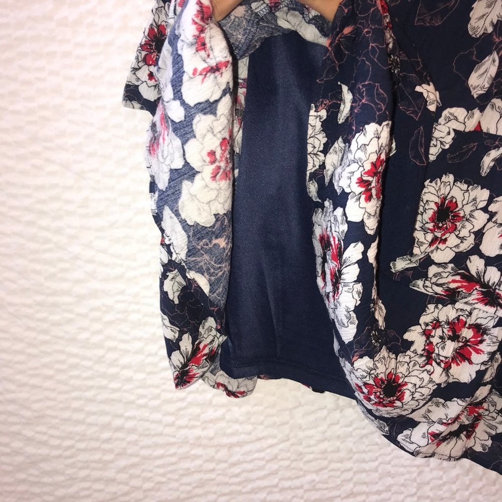 Long Sleeve Dress || Size Small - Picture 4 of 7